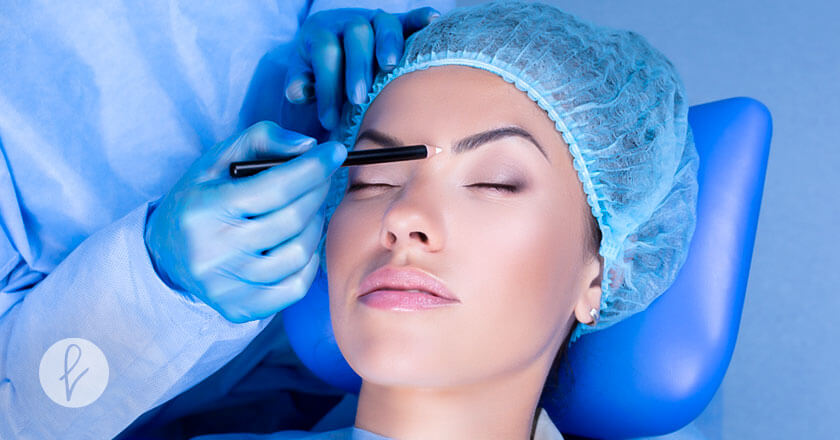 ¿En qué consiste el trasplante de cejas?