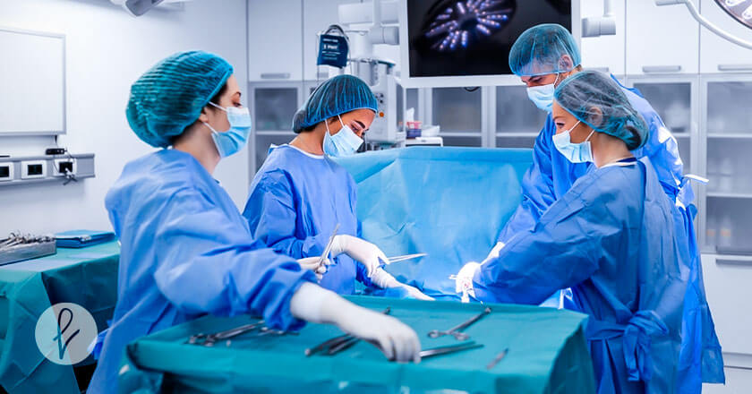 ¿Dónde realizarme una rinoplastia en Venezuela o Perú?