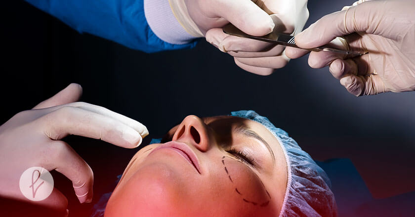 Cualquier médico puede realizar una Cirugía Plástica